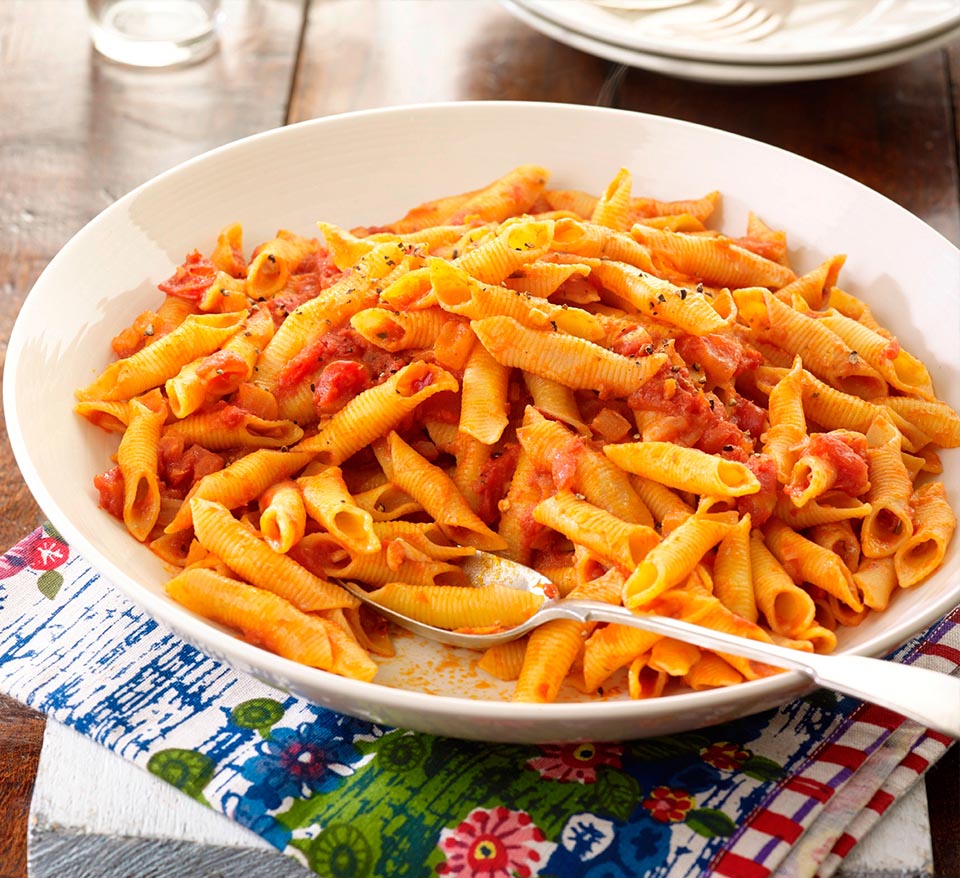 Sun Dried Tomato & Olive Arrabbita Penne Pasta